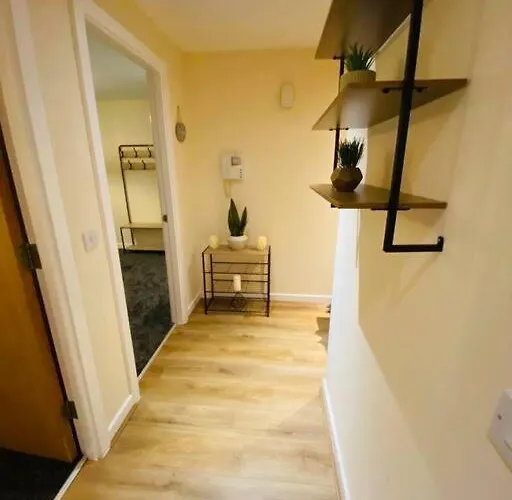 Liverpool City Centre Modern Apartment Fits 6 People